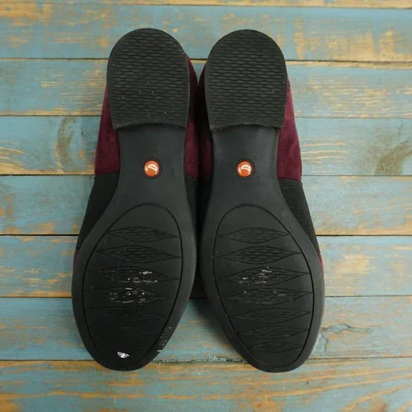 Clarks Unstructured Womens Un Blush Loafers Size 5 M Burgundy Red Black Suede - Picture 10 of 11